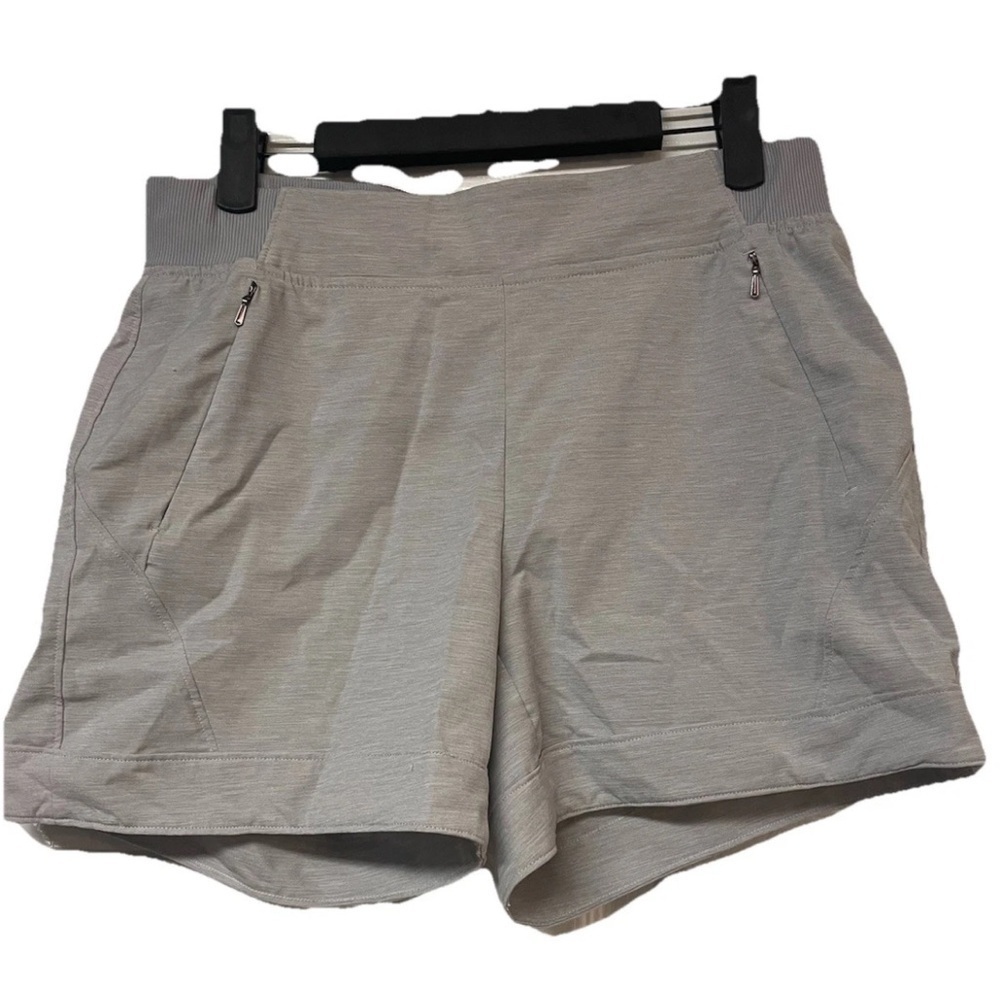 NWOT Calia by Carrie Underwood Anywhere Shorts Light Grey Size S running yoga - Picture 2 of 8